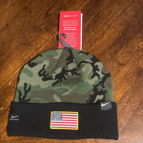 NWT Nike Ohio State Buckeyes 2024 Terra Military Cuff Knit Beanie - Green - Picture 5 of 13